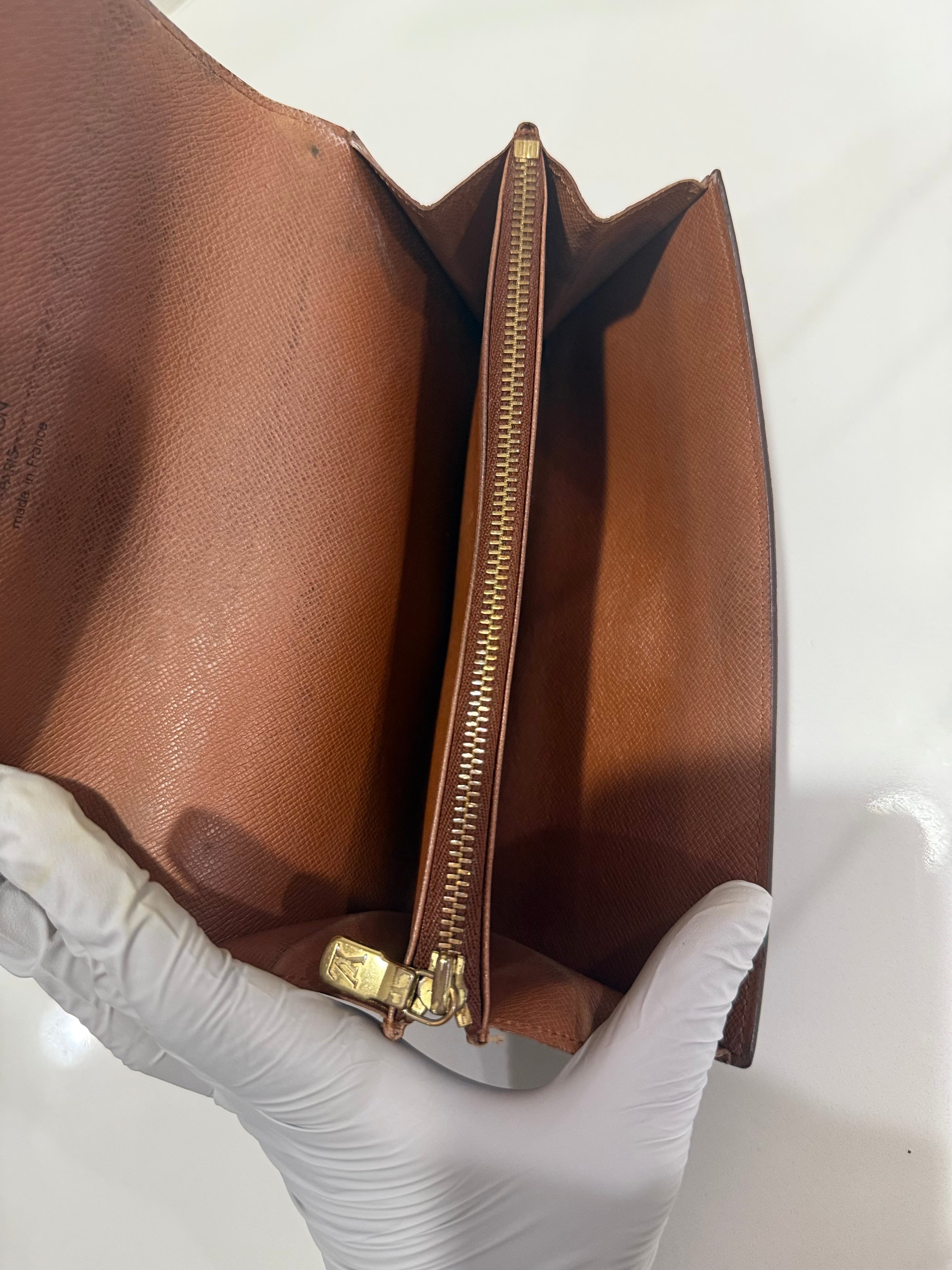 Louis Vuitton Sarah Wallet
