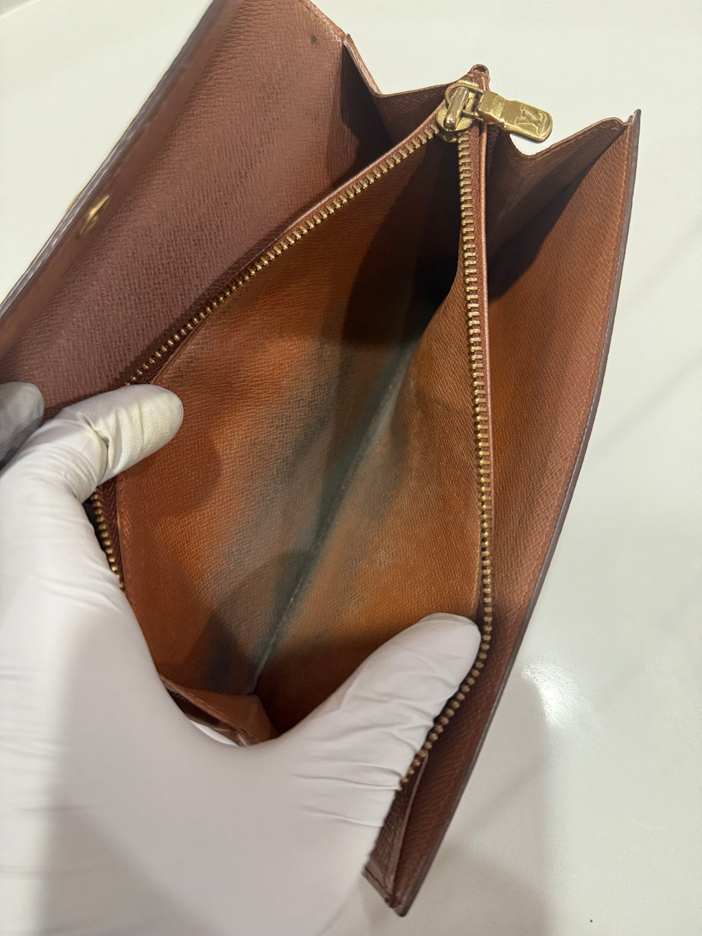Louis Vuitton Sarah Wallet